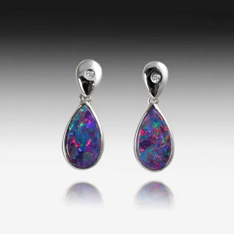 14kt White Gold Opal earrings