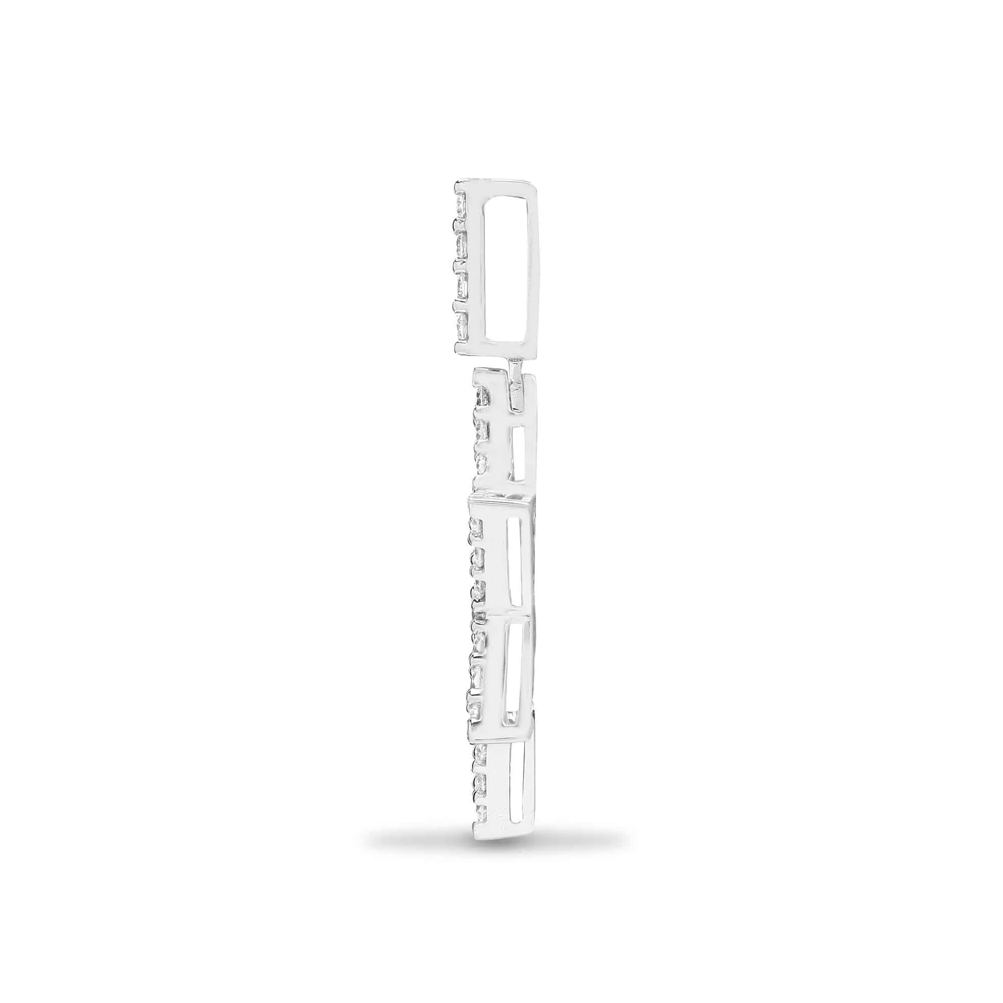 18ct White Gold Diamond Pendant