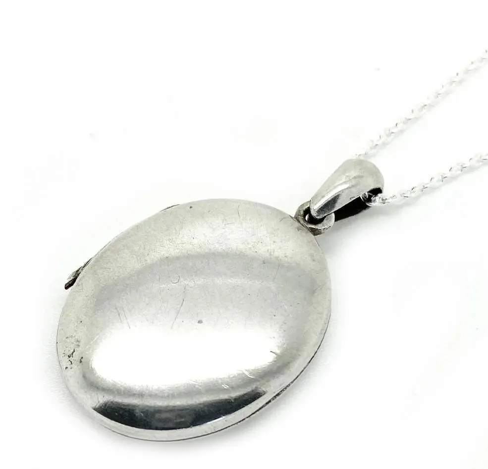 Antique Victorian Silver Oval Locket Necklace