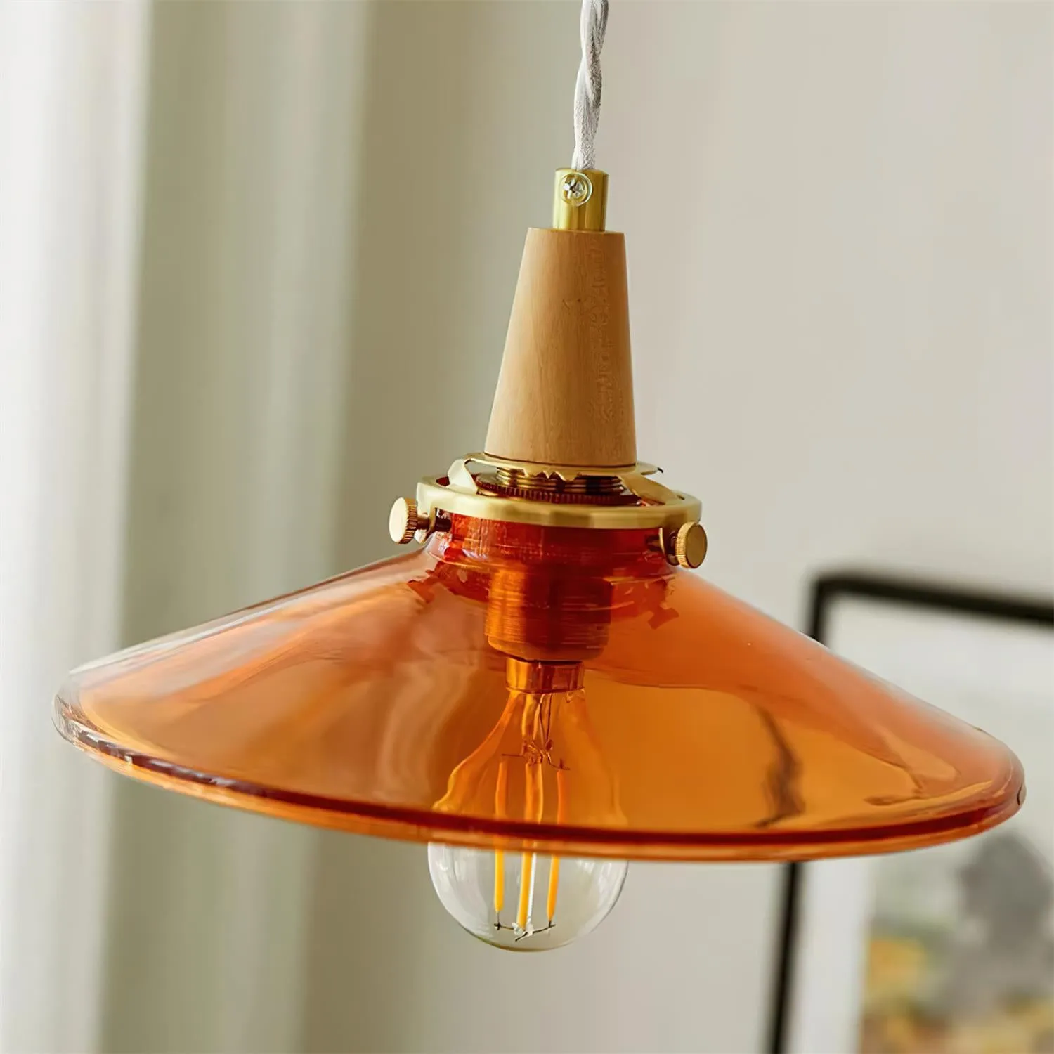 Benra Glass Pendant Lamp