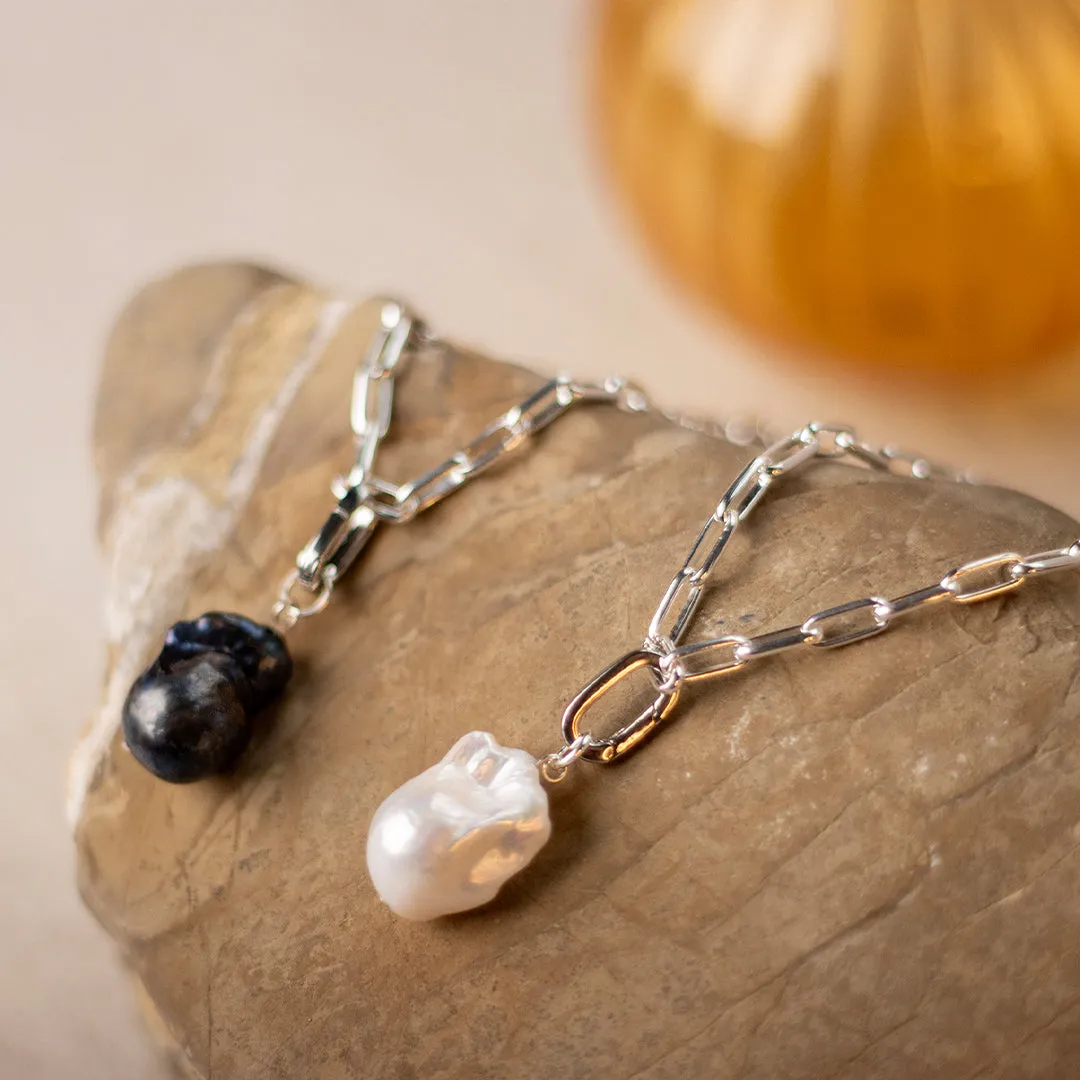 Black Baroque Pearl Paperclip Necklace in Silver
