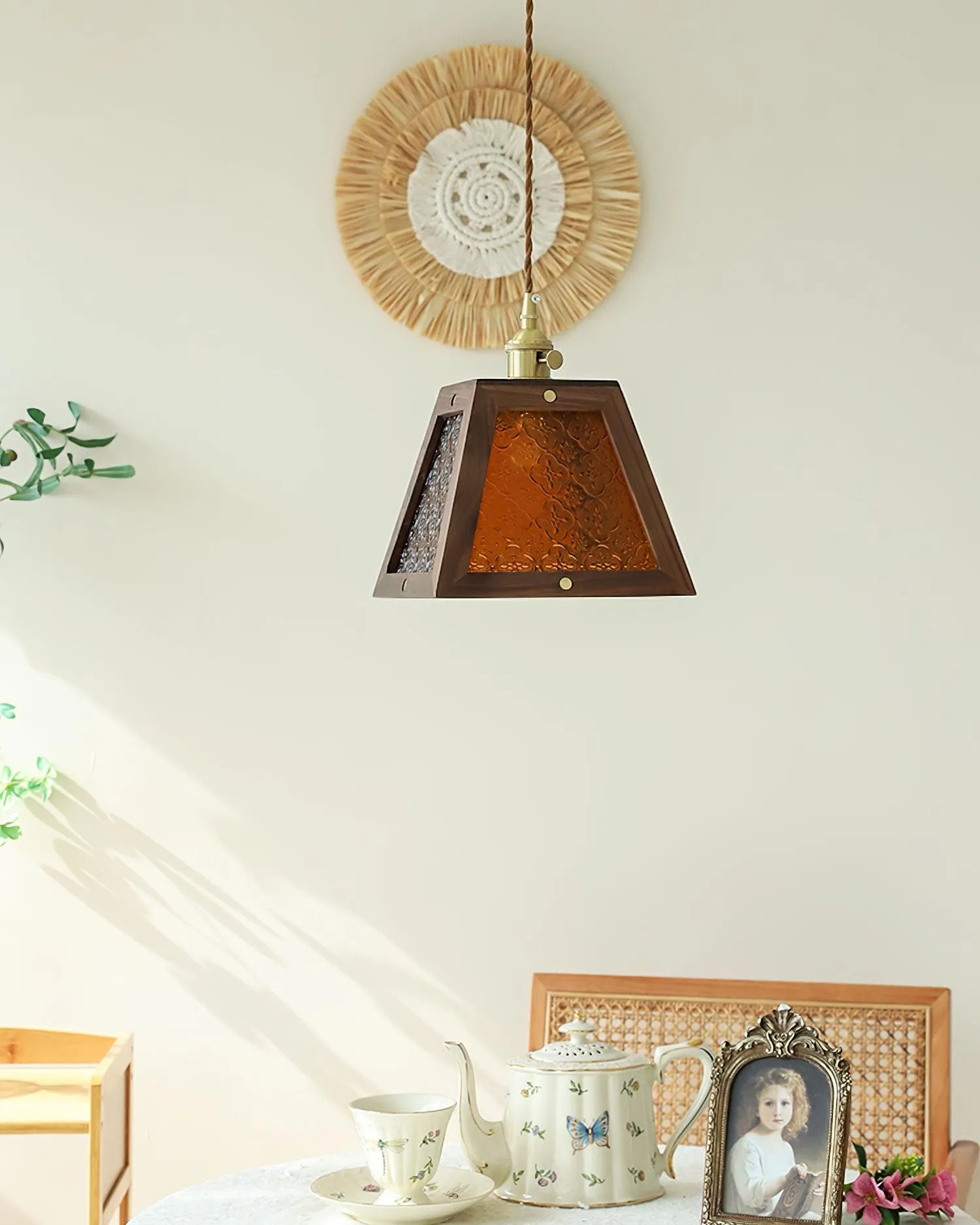 Calvi Glass Pendant Lamp 8.8- 6.5″
