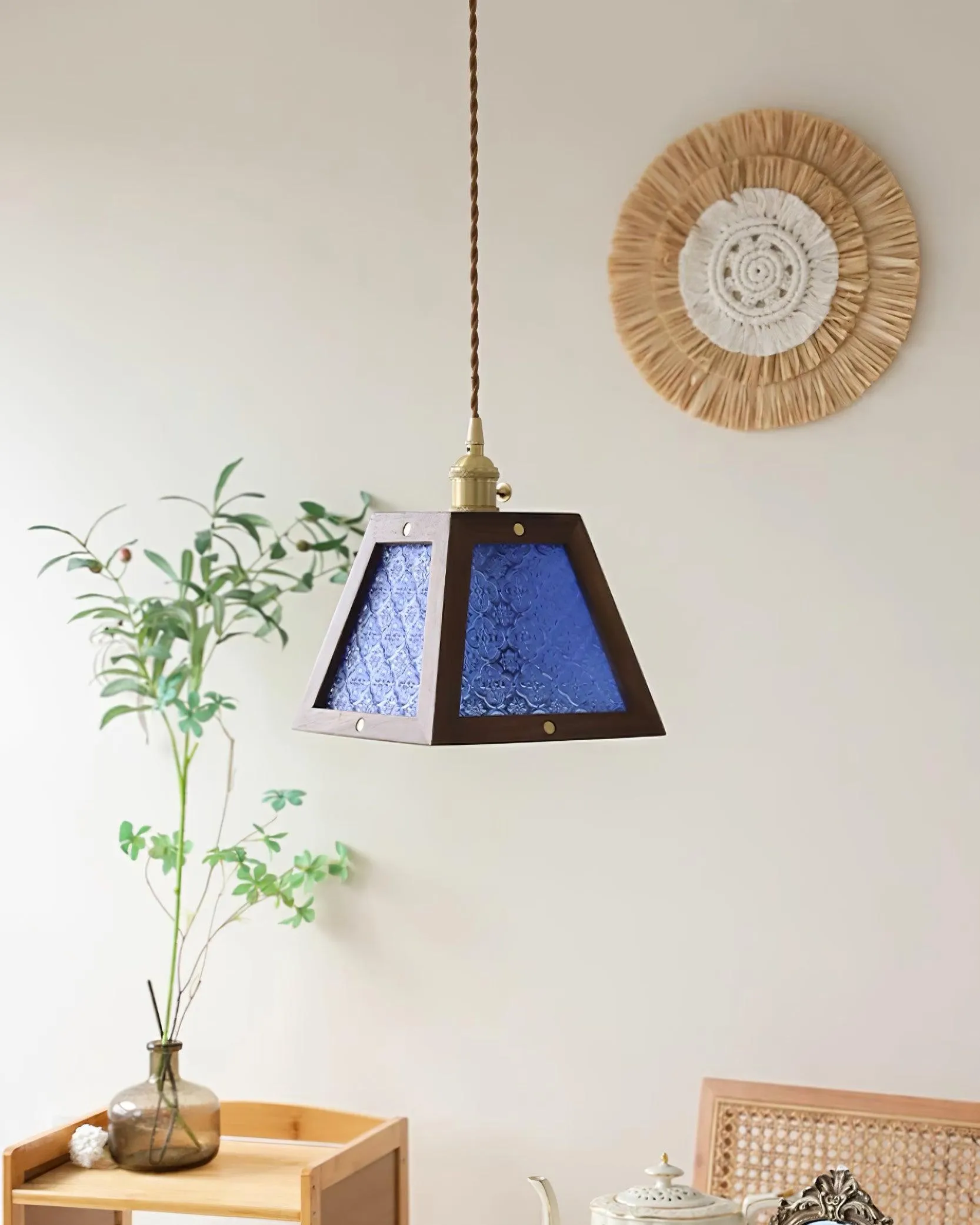 Calvi Glass Pendant Lamp 8.8- 6.5″