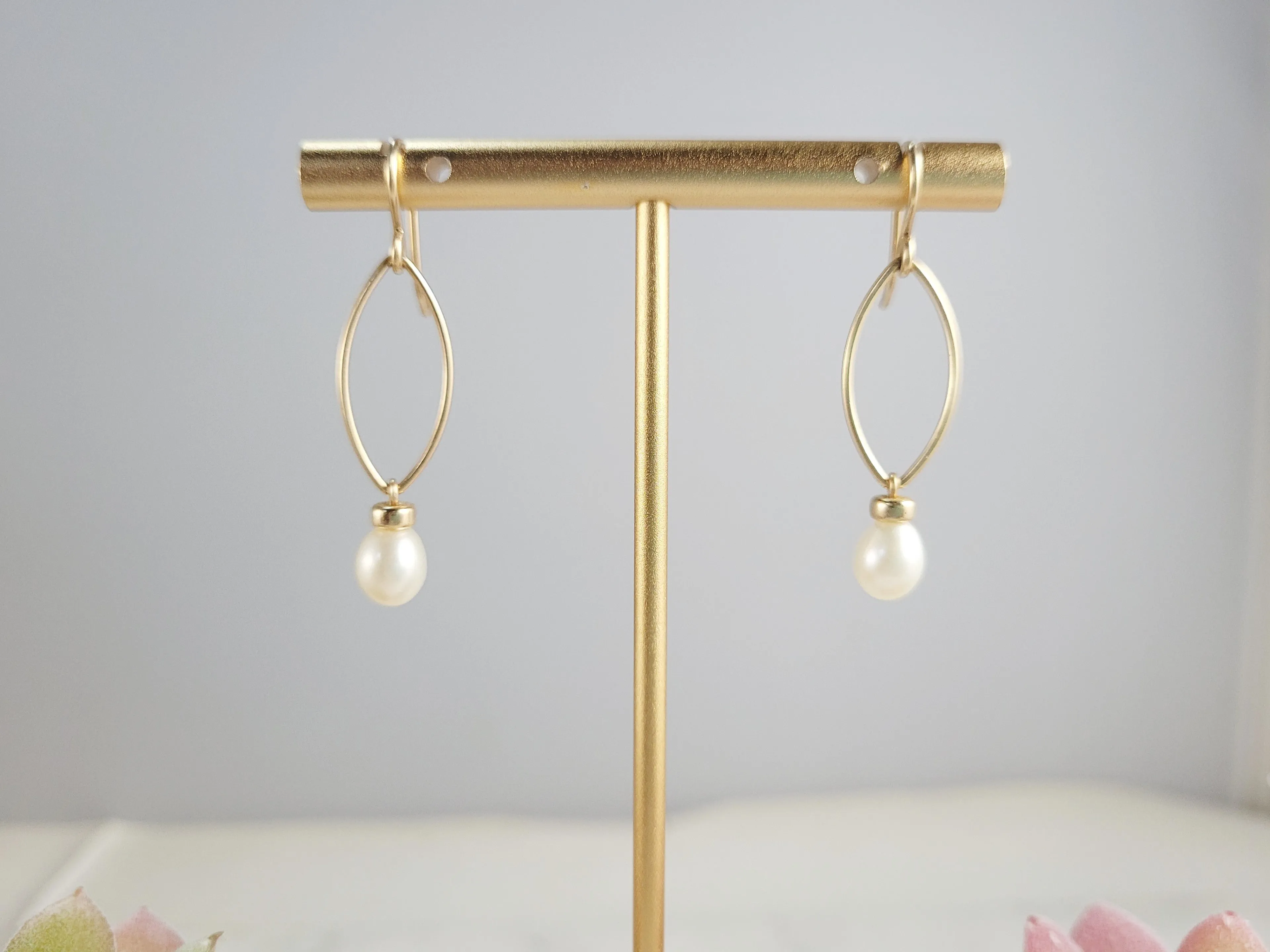 Freshwater Pearl Marquise Earrings