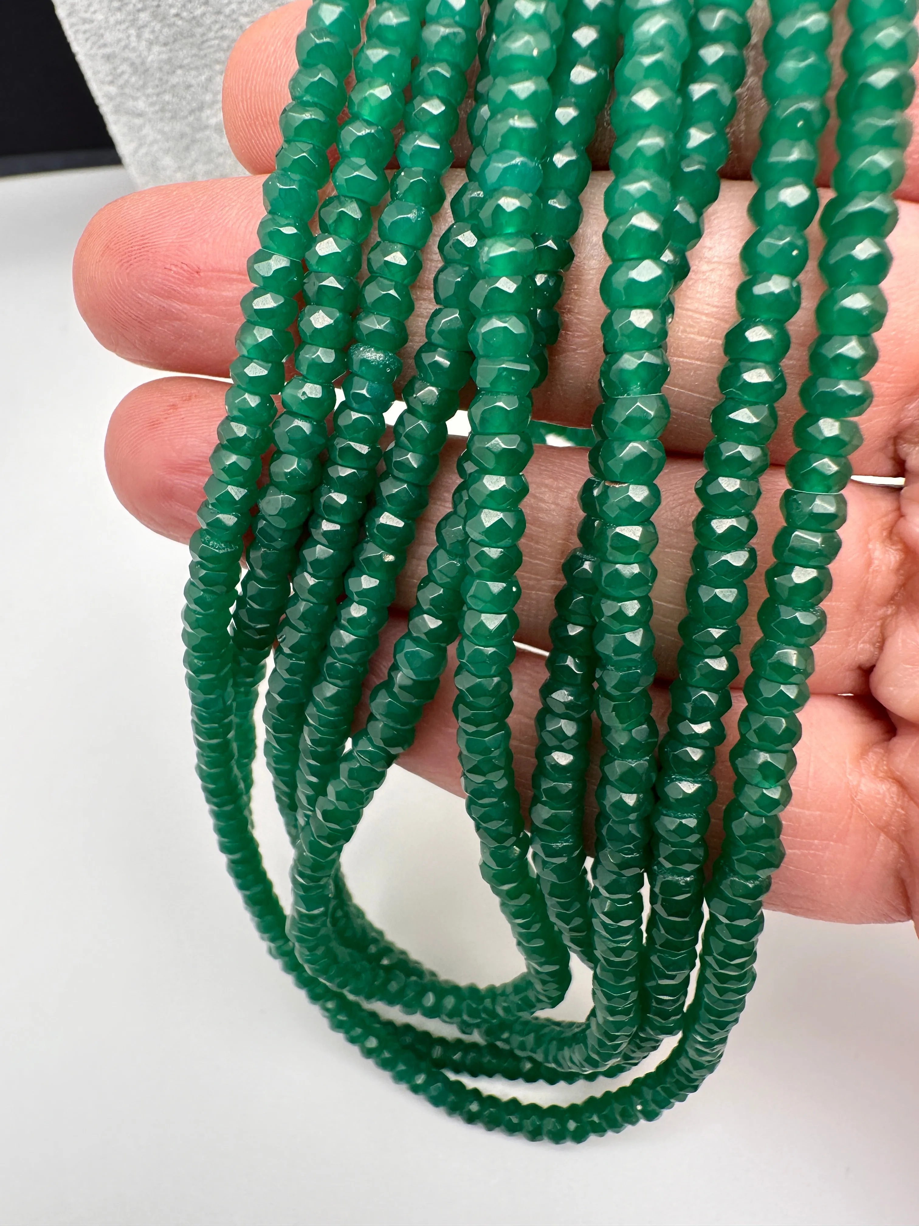 Green Emerald Real Beads Mala Necklace