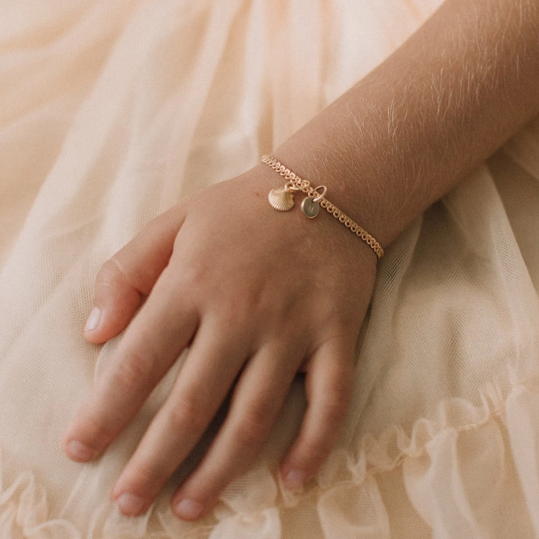 Little Mermaid Lace Chain Bracelet -  Gold