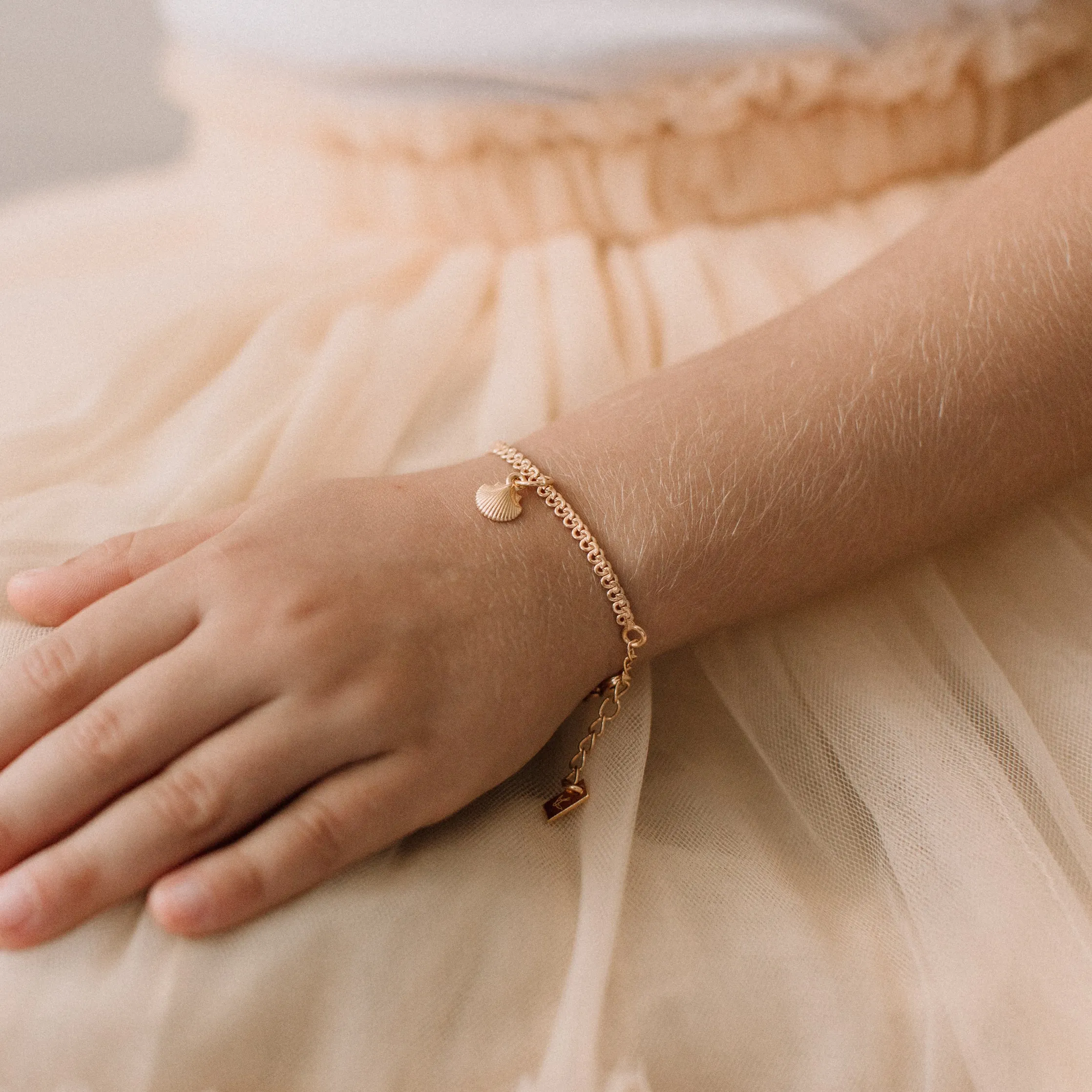Little Mermaid Lace Chain Bracelet -  Gold