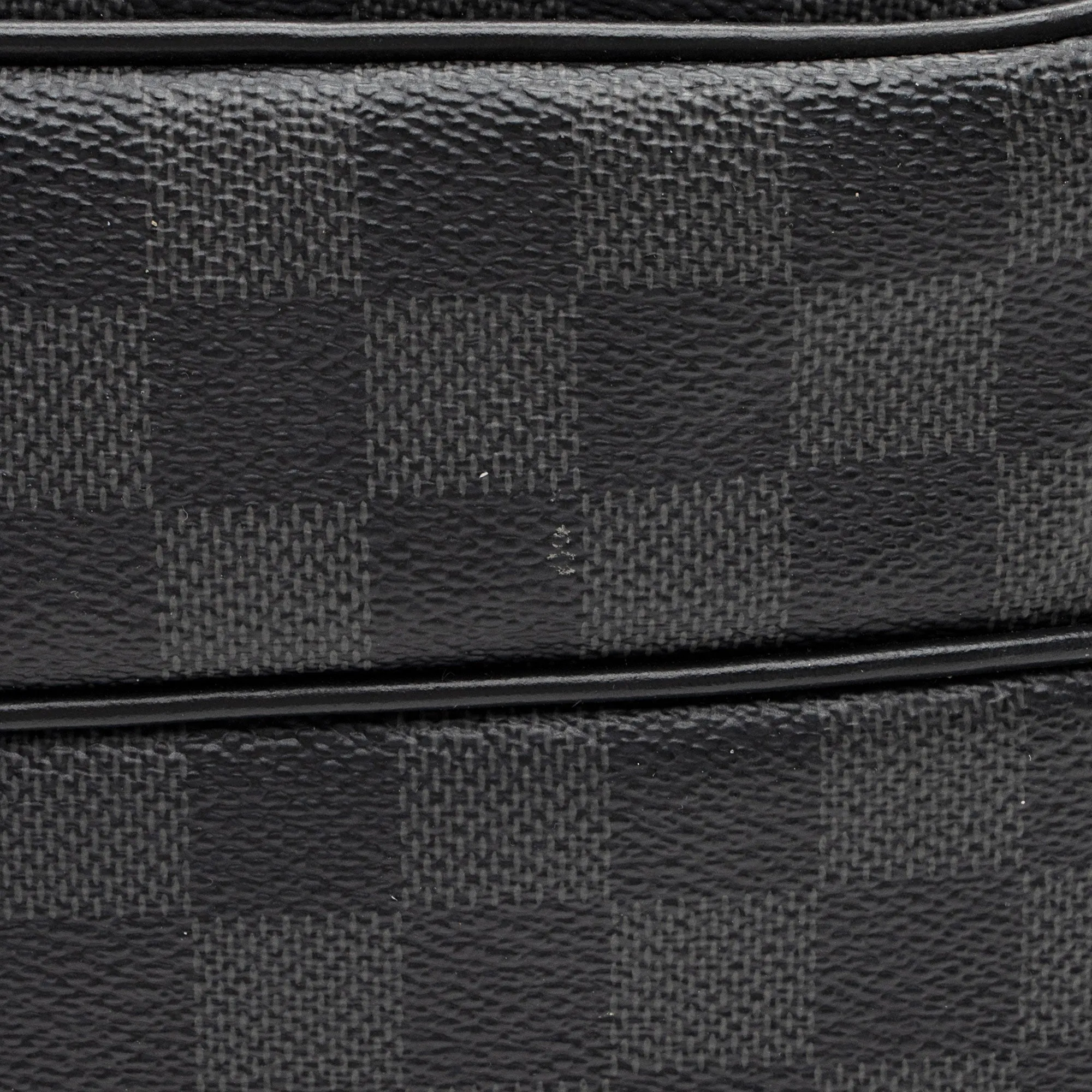 Louis Vuitton Damier Graphite Michael Backpack (SHF-Jocvoq)