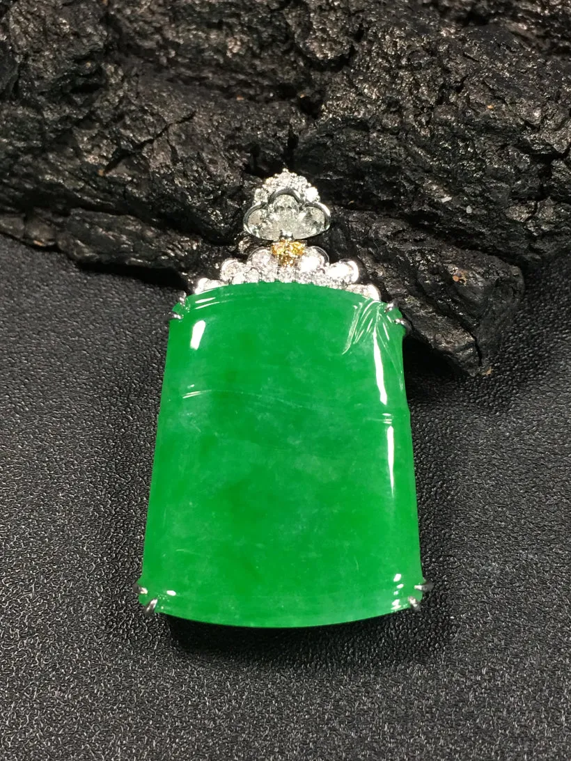 Natural Jade Pendant Jadeite Gold Pendant PT259