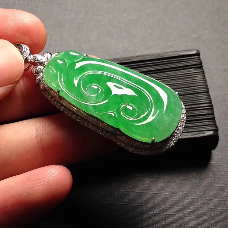 Natural Jade Pendant Jadeite Gold Ruyi Pendant PT428