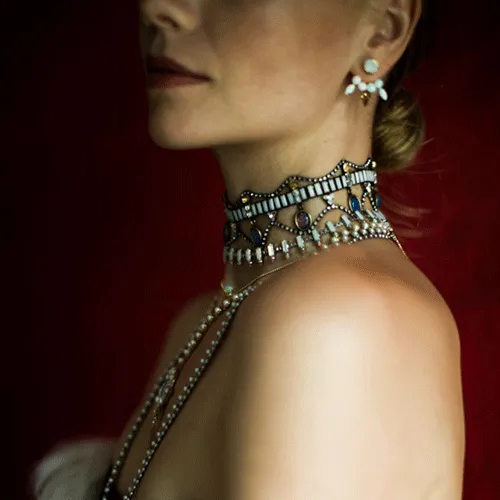 NIETZSCHE Choker