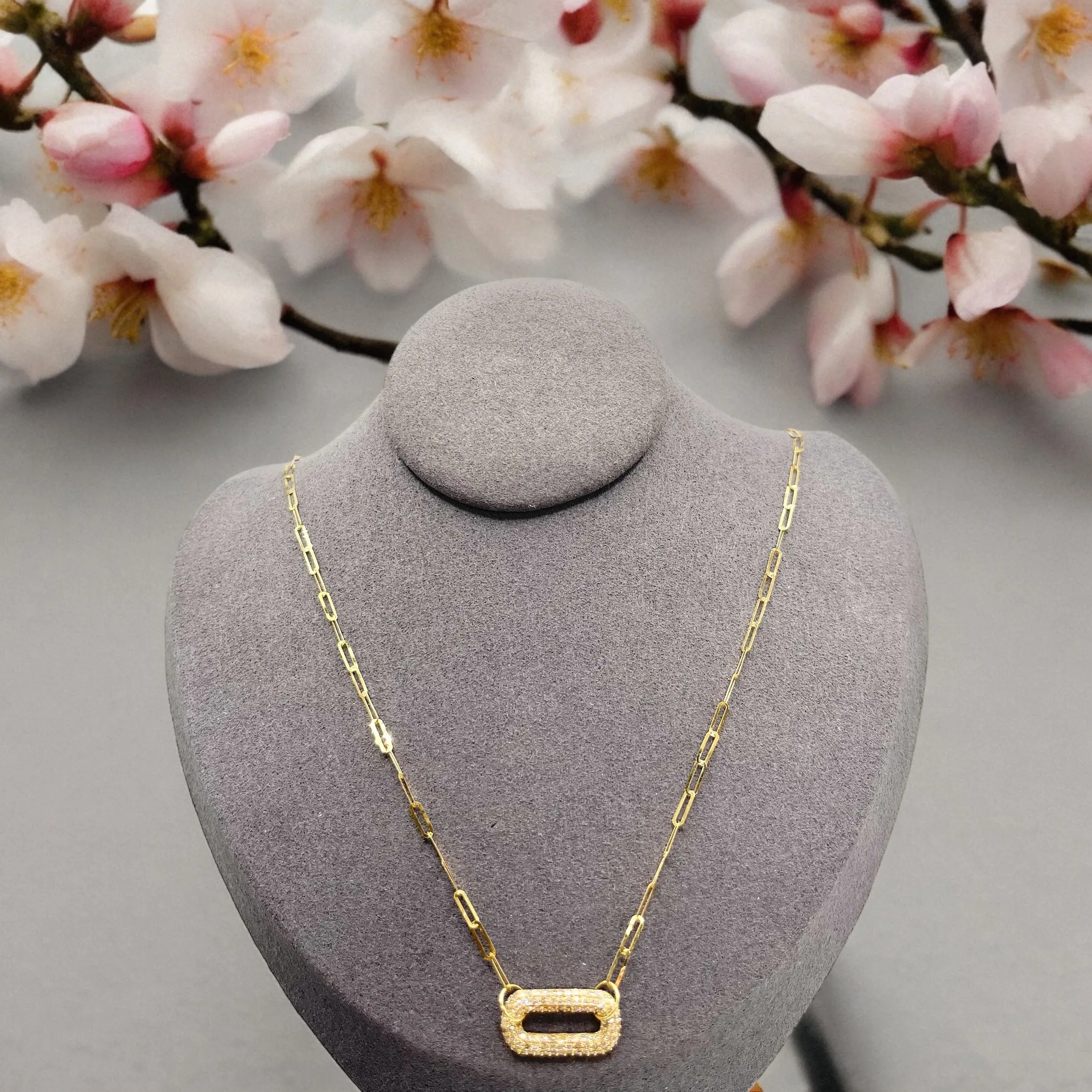 PAPER CLIP NECKLACE