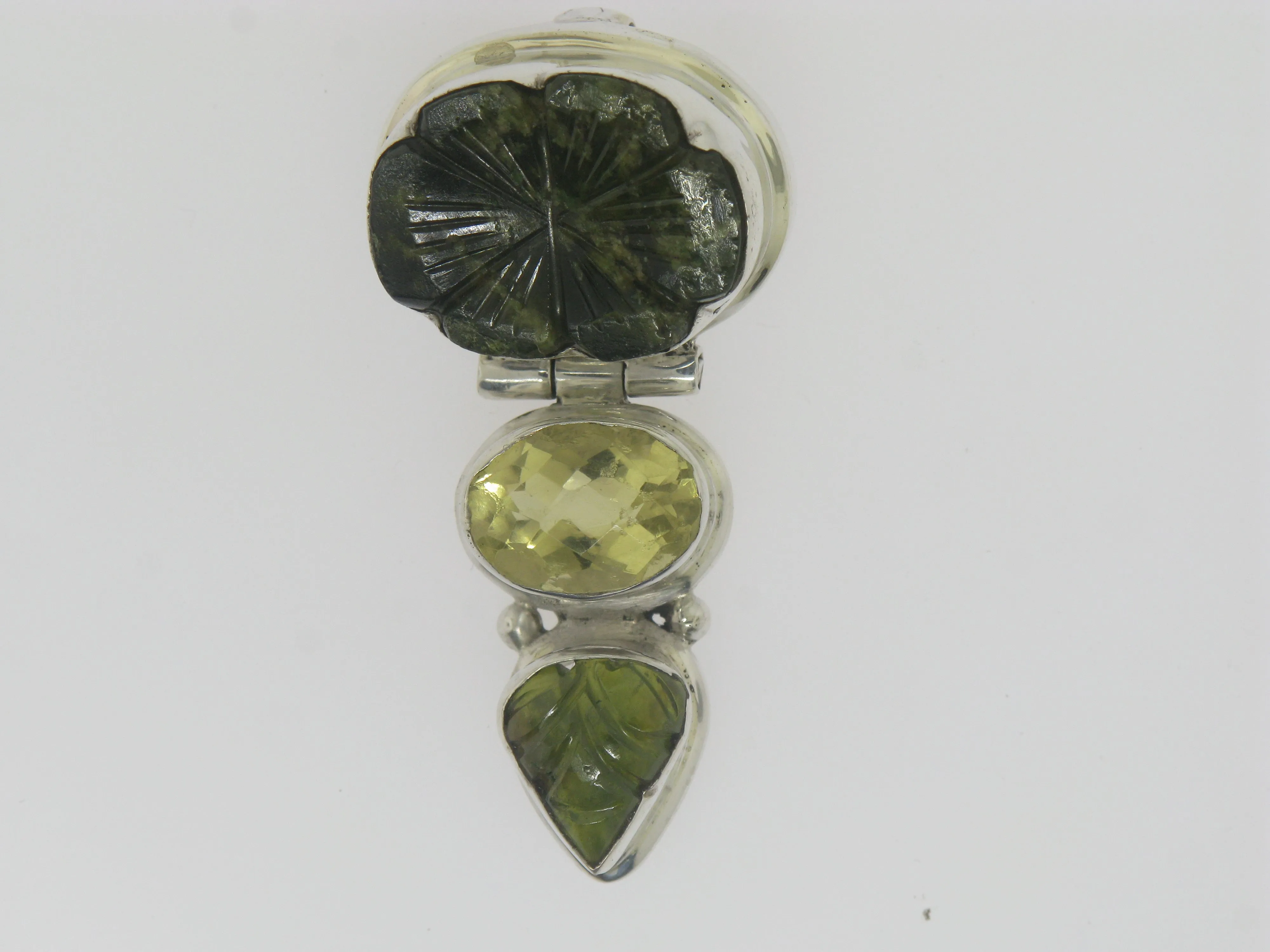 Sterling Silver Unknown Natural Stone Pendant Jewelry (Estate Jewelry)