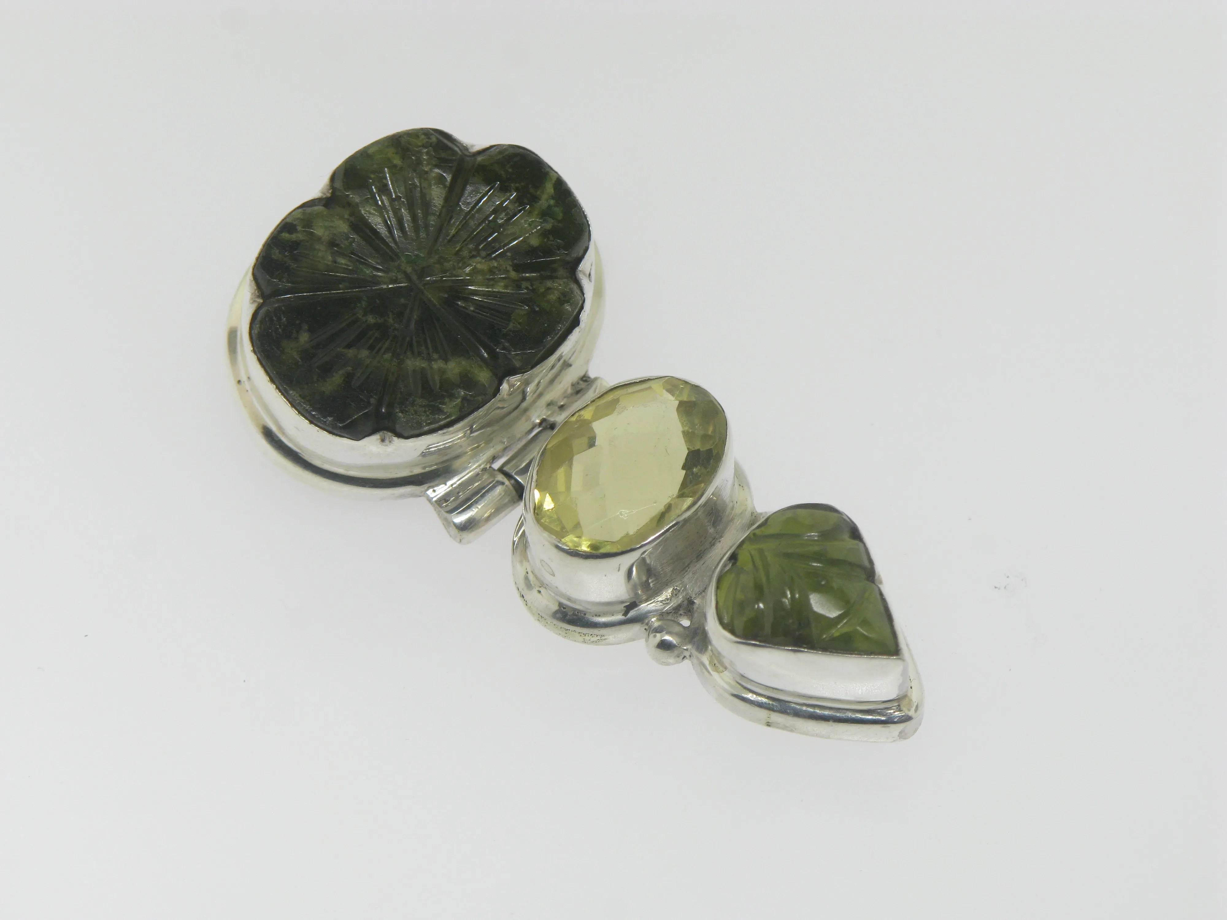 Sterling Silver Unknown Natural Stone Pendant Jewelry (Estate Jewelry)