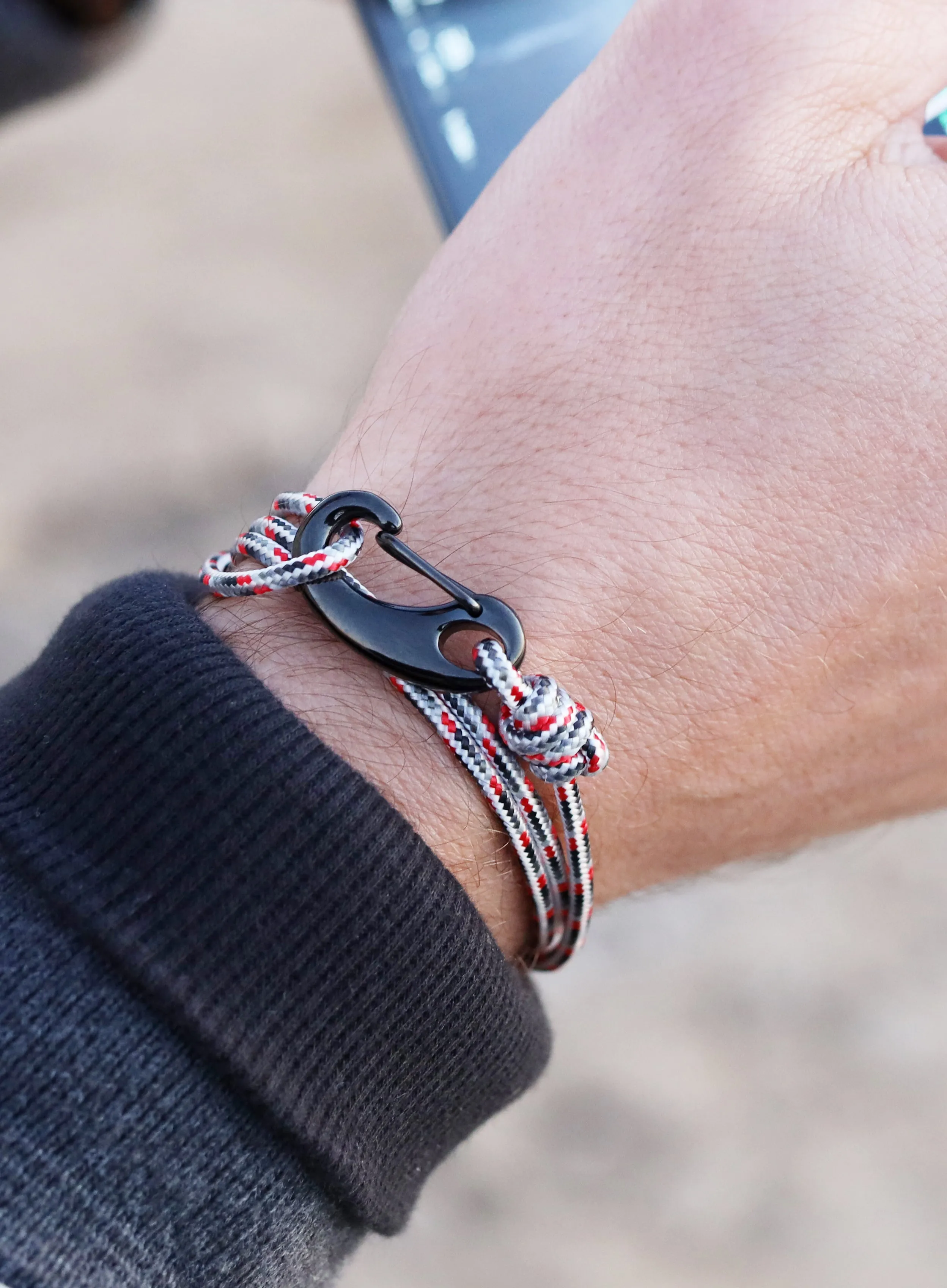 White   Gray Tactical Cord Bracelet for Men (Black Clasp - 24K)